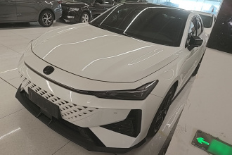 长安UNI-V 2024款 1.5T 尊贵型