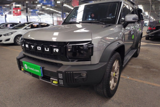 捷途旅行者 2023款 2.0T 四驱征服