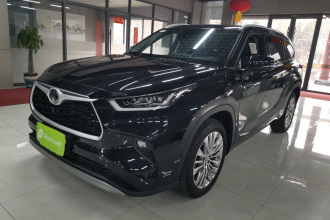 丰田 汉兰达 2024款 2.5L智能电混双擎四驱尊贵版 7座