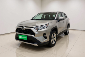 丰田 RAV4荣放 2020款 2.0L CVT两驱风尚PLUS版