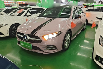 奔驰A级 2019款 A 200 L 运动轿车