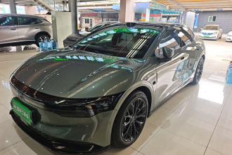 极氪007 2025款 长续航四驱智驾版 100kWh