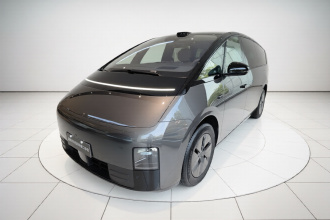 理想汽车 理想MEGA 2025款 Ultra 智能焕新版