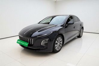 红旗E-QM5 2023款 620km PLUS