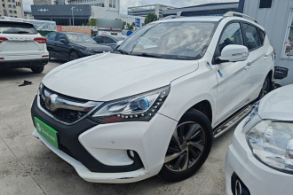 比亚迪 宋 2016款 1.5TI 手动尊贵型