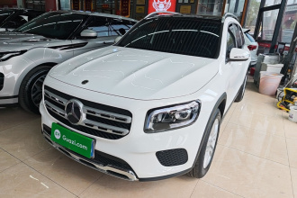 奔驰GLB 2023款 改款 GLB 200 动感型