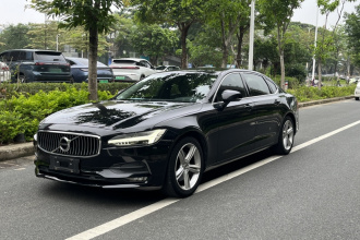 沃尔沃S90 2018款 T4 智远版