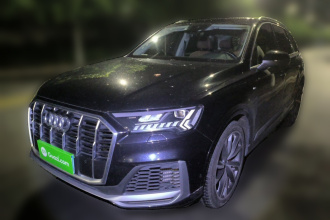 奥迪Q7 2021款 55 TFSI quattro S line运动型