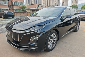 红旗E-QM5 2022款 431km 充电乐享版