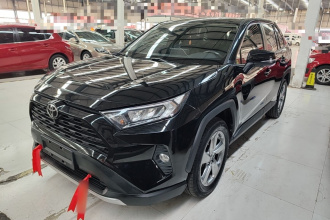丰田 RAV4荣放 2022款 2.0L CVT两驱风尚Plus版