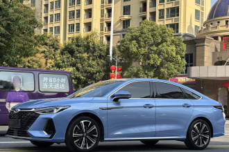 奇瑞 艾瑞泽8 2022款 1.6T DCT雅