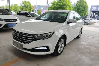 奔腾B30 2016款 1.6L 自动豪华型