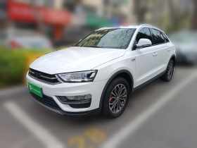 众泰SR7 2017款 1.5T CVT魔方之心版