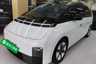 理想汽车 理想MEGA 2024款 Ultra