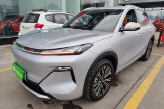 吉利银河 银河星舰7 EM-i 2025款 120km 领航版