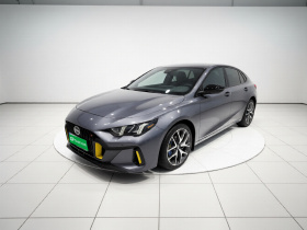 广汽传祺 影豹 2021款 270T DCT J16版