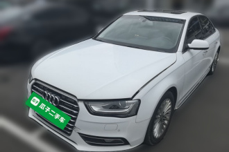 奥迪A4L 2016款 35 TFSI 典藏版 自动标准型