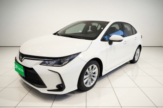 丰田 卡罗拉 2023款 1.8L 智能电混双擎 精英版