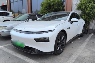 小鹏P7 2022款 670N+