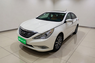 现代 索纳塔 2013款 2.0L 自动豪华版