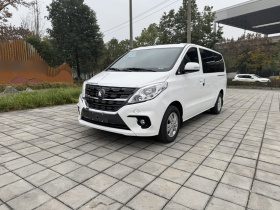 东风风行 菱智PLUS 2023款 2.0L 手动豪华型CNG 7座