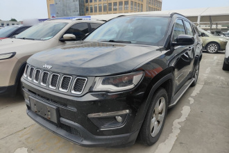 Jeep 指南者 2017款 200T 自动家享版