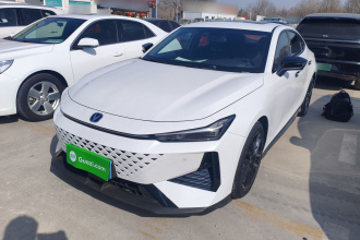 长安UNI-V 2024款 1.5T 尊享型