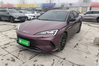 比亚迪 海豹 2023款 DM-i 1.5T 121km 尊荣型