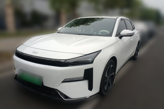 吉利银河 银河L6 2024款 125km PLUS 龙腾版