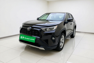 丰田 RAV4荣放 2022款 2.0L CVT两驱风尚版