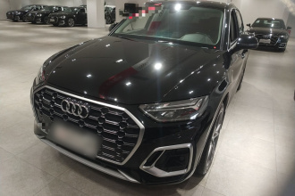 奥迪Q5L 2022款 45T 豪华动感型