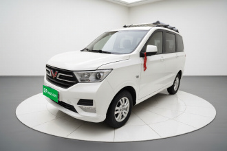 五菱汽车 五菱宏光 2019款 1.5L S舒适型国VI LAR