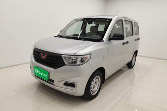 五菱汽车 五菱宏光V 2022款 1.5L劲取版液压助力LAR