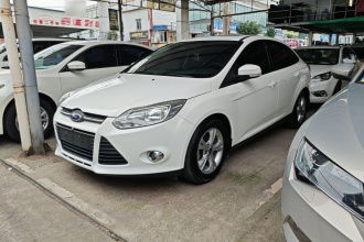 福特 福克斯 2012款 三厢 1.6L 自动风尚型