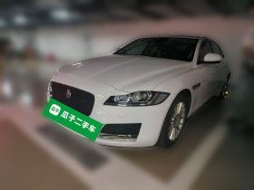 捷豹XF 2016款 XF 2.0T 两驱风华版