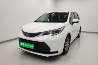 丰田 赛那SIENNA 2021款 2.5L混动 舒适版