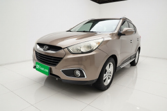 北京现代ix35 2010款 2.0L 自动两驱精英版GLS