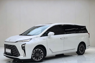 别克GL8 2025款 陆尊 智享版