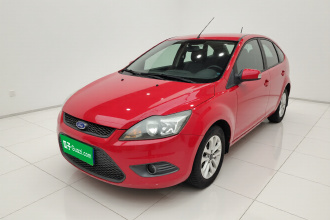 福特 福克斯 2013款 两厢经典 1.8L 自动基本型