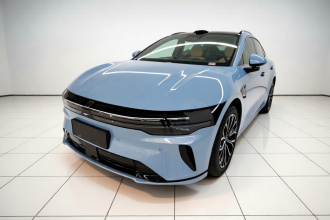 极氪007GT 2025款 四驱智驾版 75kWh