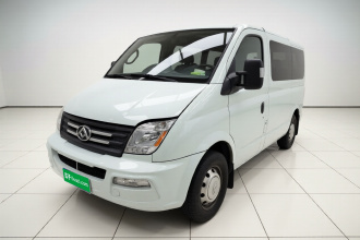 上汽大通MAXUS 新途V80 2023款 2.0T 手动经典傲运通短轴超低顶5/6座