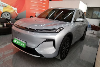 吉利银河 银河星舰7 EM-i 2025款 120km 领航版