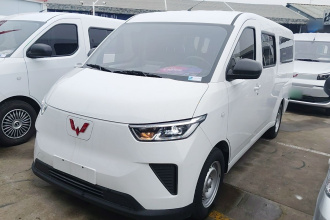 五菱汽车 五菱扬光 2025款 400km 客车版舒适型