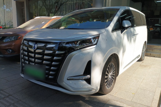 腾势D9 2022款 DM-i 970 四驱旗舰型