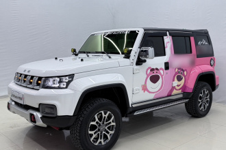 北京越野 北京BJ40 2024款 2.0T 城市猎人荣耀版