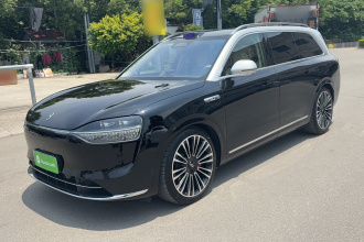 鸿蒙智行 问界M9 2024款 增程 Ultra版 42kWh 6座版