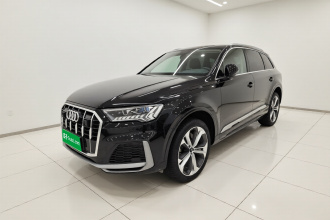 奥迪Q7 2021款 55 TFSI quattro S line尊贵型