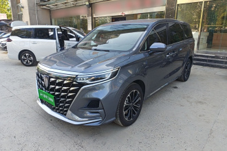 荣威iMAX8 2023款 400TGI 舒享版