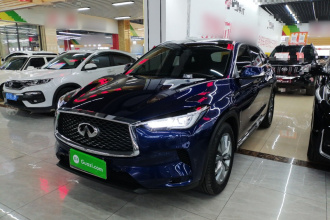 英菲尼迪QX50 2020款 改款 2.0T 两驱时尚版