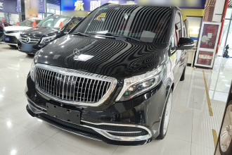 奔驰V级 2018款 V 260 L 尊贵加长版 国VI